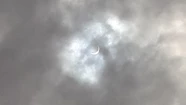Las nubes opacaron el eclipse solar en Mar del Plata