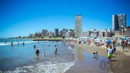 Las playas de Mar del Plata llenas de gente por el masivo arribo de turistas. Foto: 0223.