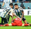 Video: la gran tapada de "Dibu" Martínez en el final que valió la clasificación de Argentina 