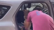 Video: dejó a su perro en el auto con 35 grados, un policía rompió el vidrio y lo rescató