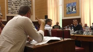 El concejal Amalfitano indagó a Macció en el marco del debate del Presupuesto 2023. Foto: Prensa FdT.