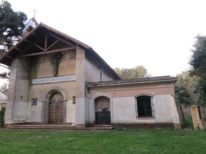 La capilla Nuestra Señora del Rosario de Gándara.