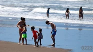 El calor sigue en Mar del Plata y recomiendan tomar recaudos para cuidar la salud. Foto: 0223.
